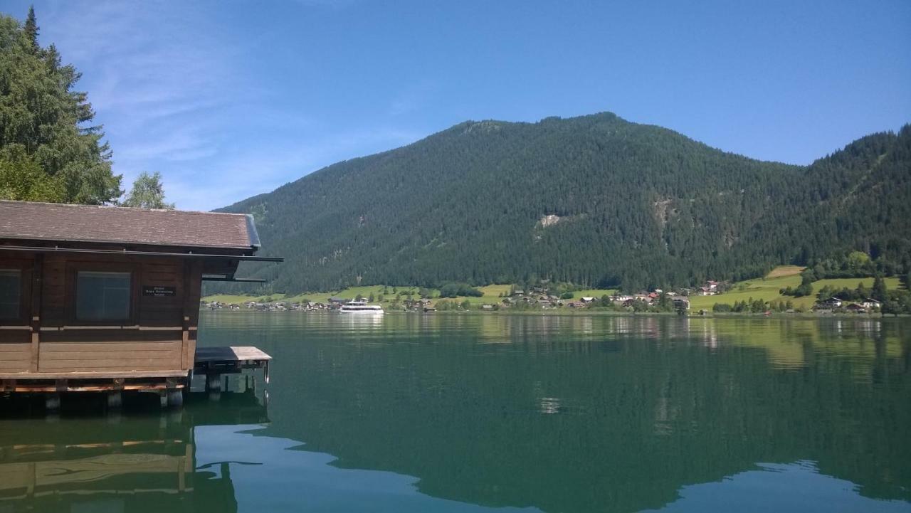 Chalets Zoehrer - Wohnen Am Wasser Вайсензее Экстерьер фото